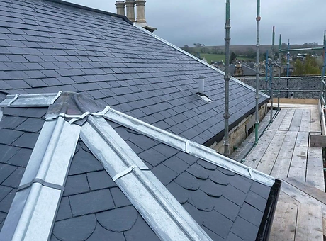 FULL ROOF PROJECTS WITH DETAILED WORK 
Full strip and re-slate projects with some personalised detailed work. We can make your dreams happen.